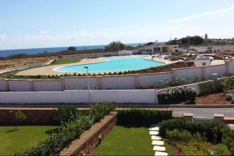 Villa Giovanna ヴィッラノーヴァ・ディ・オストゥーニ エクステリア 写真